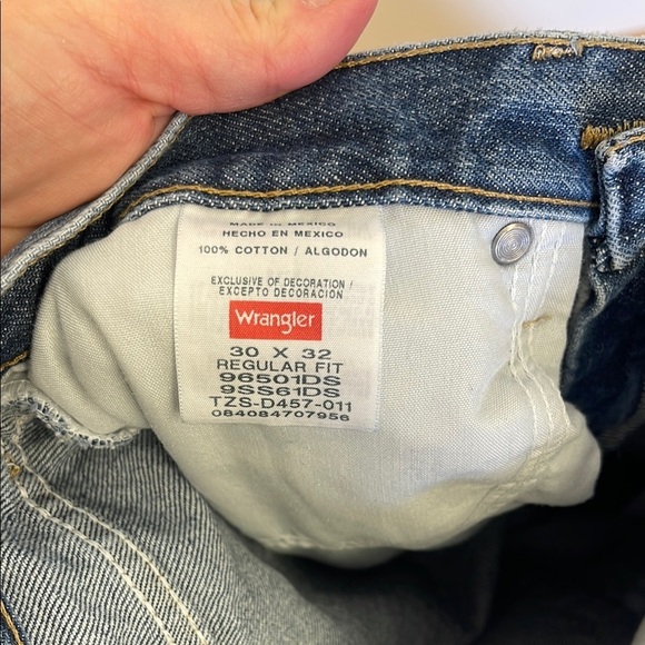 Wrangler Blue Straight Leg Jeans with Heart Design - Picture 6 of 6